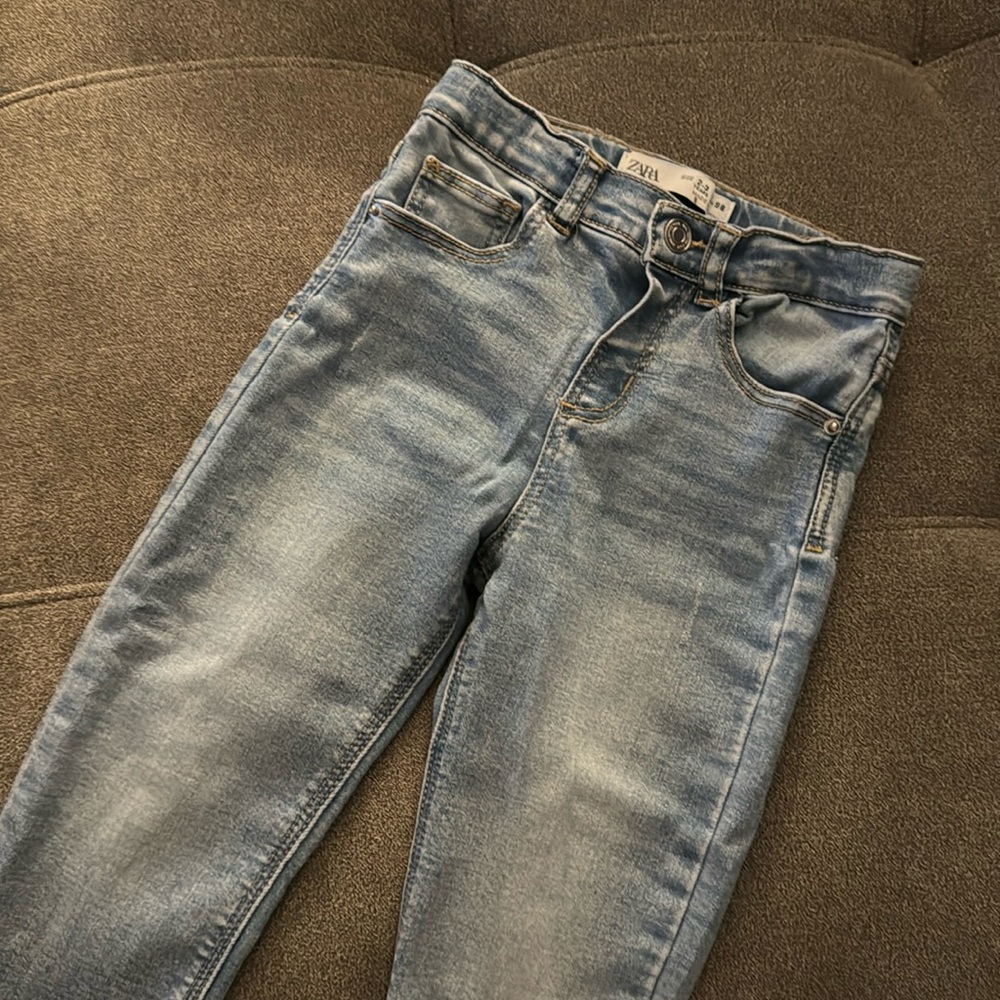 2-3t Straight leg Zara jeans